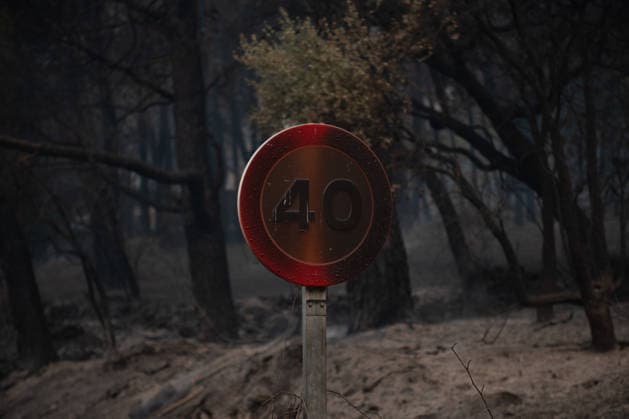 The Tiétar Valley in Ávila saw the most firefighting activity overnight. The town of Casavieja after the Burgohondo fire, on July 26, 2026, in Casavieja, Ávila, Castile and León, Spain. Lieutenant Colonel Alfonso Arribas, commander of the First Emergency Response Battalion of the Military Emergency Unit (UME), stated that the Tiétar Valley, in the province of Ávila, was the sector with the most activity overnight, and he noted that conditions this Sunday appear to be more favorable than yesterday’s, when efforts were focused on self-protection. Today we’ll be able to devote more effort to that direct attack, and it will give us more opportunities to reduce the intensity. JULY 26, 2026 Fernando Sá Spain  Copyright: xFernandoxSanchezx 7688852