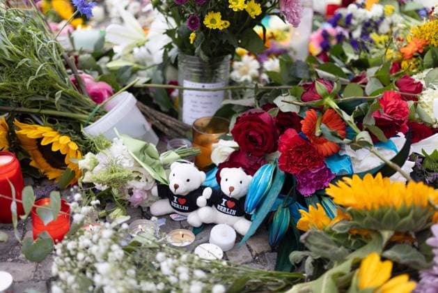 July 26, 2026, Berlin, Berlin, Germany: BERLIN, GERMANY Ã¢â‚¬ JULY 26, 2026: People gather for a vigil at the Brandenburg Gate in Berlin, Germany, in solidarity with those affected by the deadly attack near the city s Christopher Street Day (CSD) Pride celebrations a day earlier. Members of the LGBTQIA+ community and allies mourned the victims, called for unity and reaffirmed their commitment to combating homophobia, transphobia, fascism and all forms of hatred. Speakers also urged politicians and the media not to exploit the tragedy to promote Islamophobic, anti-Arab or other discriminatory narratives. Berlin Germany  - ZUMAq101 20260726_zna_q101_181 Copyright: xZairaxBiaginix
