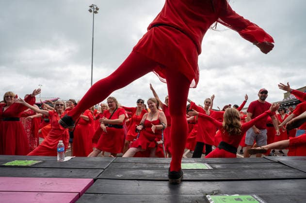 The Most Wuthering Day Ever in Folkestone, UK - 26 Jul 2026 Participants dressed as Cathy takes part in rehearsals of the Most Wuthering Heights Day Ever in Folkestone. Folkestone once again hosted The Most Wuthering Heights Day Ever, as hundreds of participants dressed in flowing red gathered to recreate the iconic dance from Kate Bush s 1978 hit, Wuthering Heights. Continuing a tradition that began in 2018, the event welcomed both returning dancers and newcomers, celebrating music, creativity, and community while transforming the Harbour Arm into a sea of red. Folkstone United Kingdom Copyright: xJamesxWilloughbyx xSOPAxImagesx JWILLOUGHBY_3088