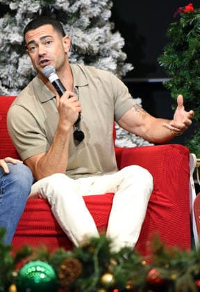 July 26, 2026, Dahlonega, Georgia, USA: Jesse Metcalfe at Christmas in a Small Town, University of North Georgia Convocation Center, Dahlonega, Georgia July 26, 2026 Dahlonega USA  - ZUMAs380 20260726_zep_s380_019 Copyright: xDerekxStormx