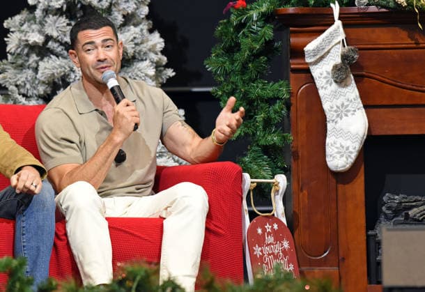 July 26, 2026, Dahlonega, Georgia, USA: Jesse Metcalfe at Christmas in a Small Town, University of North Georgia Convocation Center, Dahlonega, Georgia July 26, 2026 Dahlonega USA  - ZUMAs380 20260726_zep_s380_028 Copyright: xDerekxStormx