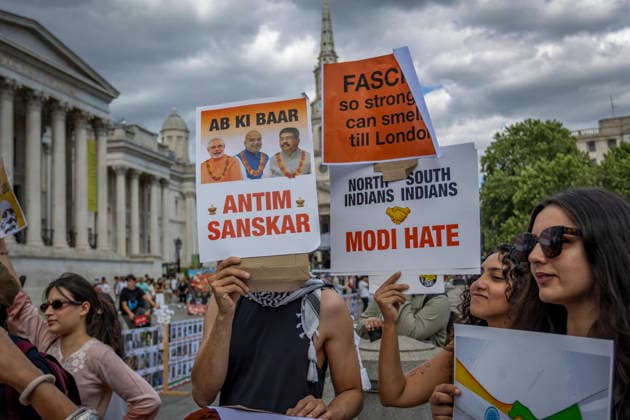 Solidarity Demonstration with Indian Student Protests Central London, 2026 Members of the Indian diaspora and supporters gathered in Trafalgar Square, Central London, in solidarity with student protests in India. Demonstrators held banners and placards expressing support for the student movement, calling for the protection of democratic rights, freedom of expression, and justice. The peaceful rally featured speeches and chants highlighting the situation in India., Credit:Zak Irfan Avalon  Copyright: xZakxIrfanx xAvalonx 1119021862
