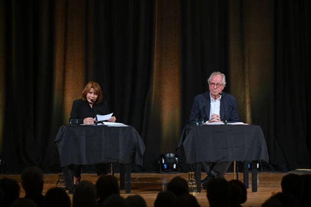Lesung aus Loriots Szenen einer Ehe mit Senta Berger und Friedrich von Thun, im Toscana Congress in Gmunden, im Rahmen der Salzkammergut Festwochen Gmunden, fotografiert am 26.07.26. Das Bild zeigt die Schauspieler Senta Berger und Friedrich von Thun während ihrer Lesung 2026 - Lesung aus Loriots Szenen einer Ehe mit Senta Berger und Friedrich von Thun, im Toscana Congress in Gmunden, im Rahmen der Salzkammergut Festwochen Gmunden, am 26.07.26 *** Reading from Loriot’s *Scenes from a Marriage* with Senta Berger and Friedrich von Thun, at the Toscana Congress in Gmunden, as part of the Salzkammergut Festwochen Gmunden, photographed on July 26, 2026. The photo shows actors Senta Berger and Friedrich von Thun during their reading in 2026