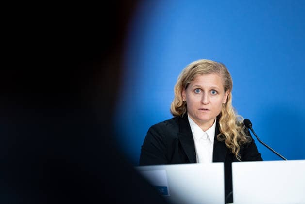 regierungspressekonferenz Deutschland, Berlin am 27. Juli 2026: Sprecherin des Bundesinnenministers Elena Singer stellt sich in der Bundespressekonferenz den Fragen der Presse. *** German Government Press Conference, Berlin, July 27, 2026: Elena Singer, spokesperson for the Federal Minister of the Interior, answers questions from the press at the Federal Press Conference