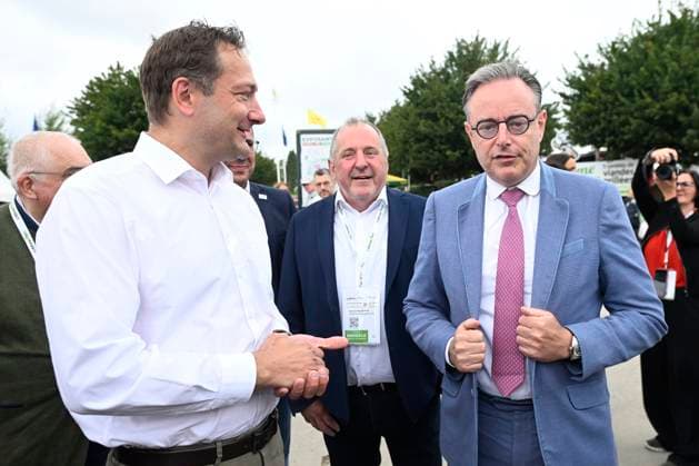 Bart De Wever visits the Libramont Agricultural Fair 2026 LIBRAMONT, BELGIUM - JULY 27 : PM Bart De Wever (N-VA) visits the Libramont Agricultural Fair 2026 ( lunch at the Fair, organised by AKT and reserved for 200 Belgian and Luxembourg CEO s and visit with Christophe Hansen (European Commissioner for Agriculture)) on July 27, 2026 in Libramont, Belgium, 27 07 2026 Libramont Belgium  Copyright: xDidierxLebrunx