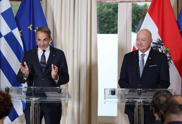 Kyriakos MITSOTAKIS trifft Christian Stocker Salzburg, Sacherm 27. 07. 2026 Kyriakos MITSOTAKIS, Christian STOCKER *** Kyriakos MITSOTAKIS meets Christian Stocker in Salzburg, Sacherm, July 27, 2026 Kyriakos MITSOTAKIS, Christian STOCKER 