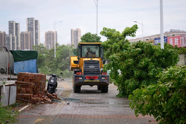 Typhoon Noul hits southern China HUIZHOU,CHINA - JULY 27: Trees collapsed in strong winds as the Typhoon Noul passes through on July 27,2026 in Huizhou, Guangdong Province of China. Typhoon Noul , the 12th typhoon of this year, brought heavy winds and torrential rains along the way, causing tree lodging, road ponding, and facilities damage. The residual circulation continued to create heavy rainfall in many inland places, and the risk of secondary disasters such as flash floods and landslides was still high. John Ricky Anadolu Guangdong China. Editorial use only. Please get in touch for any other usage.  Copyright: x2026xAnadoluxJohnxRickyx