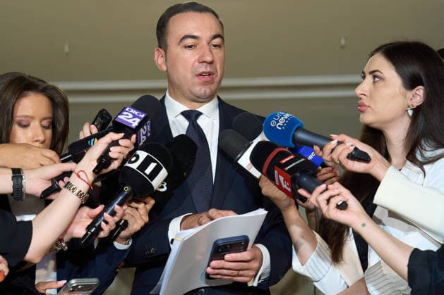Senate Economic Committee meeting, at the Romanian Parliament, Bucharest, Romania Bucharest, Romania. 27th Jul, 2026: Bogdan Ivan, Social Democratic Party (PSD) deputy, speaks to the press after the Senate Economic Committee meeting, at the Romanian Parliament. The committee approved the proposal to delay the increase of the VAT on home purchases until Oct. 1. Bucharest Romania Copyright: xLucianxAlecux
