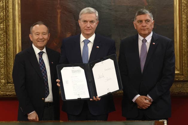 Santiago, July 27, 2026: The President of the Republic, Jose Antonio Kast, announces a constitutional reform bill that includes a new ground for removal from office for public officials in cases of drug use. Dragomir Yankovic, Aton Chile, Santiago, Chile. Aton 1175957  Copyright: DRAGOMIRxYANKOVIC ATONxCHILE