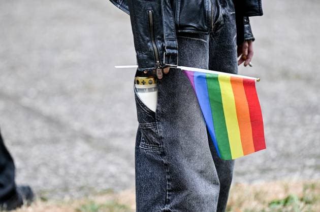Hattinger CSD Verein veranstaltet Mahnwache am Rathaus wegen des Anschlags auf den CSD Berlin ** NUR FÜR REDAKTIONELLE ZWECKE ** EDITORIAL USE ONLY **<p>Hattinger CSD Verein veranstaltet am Montag, 27. Juli 2026 vMahnwache am Rathaus in Hattingen wegen des Anschlags auf den CSD Berlin. Deutschland NRW Hattingen Copyright: VladimirxWegener *** Hattingen CSD Association Holds Vigil at City Hall in Response to the Attack on the Berlin CSD ** FOR EDITORIAL USE ONLY ** EDITORIAL USE ONLY ** p The Hattingen CSD Association is holding a vigil on Monday, July 27, 2026, at City Hall in Hattingen in response to the attack on the Berlin CSD. Germany, North Rhine-Westphalia, Hattingen. Copyright VladimirxWegener Copyright: VladimirxWegener doc86wghnt0zvn17utrhslz ,EDITORIAL USE ONLY