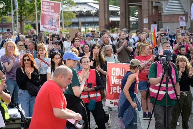 27.07.2026,Pressetermin, Demoaufruf Es reicht Friedensplatz Dortmund Teilnehmende bei der Veranstaltung Dortmund Friedensplatz Dortmund NRW Deutschland *** July 27, 2026, Press Event, Call for a Protest: Enough Is Enough at Friedensplatz, Dortmund; Participants at the event: Dortmund, Friedensplatz, Dortmund, North Rhine-Westphalia, Germany