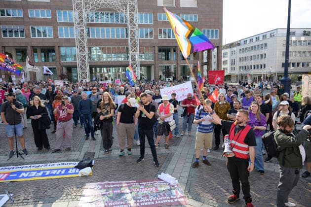 27.07.2026,Pressetermin, Demoaufruf Es reicht Friedensplatz Dortmund Teilnehmende bei der Veranstaltung Dortmund Friedensplatz Dortmund NRW Deutschland *** July 27, 2026, Press Event, Call for a Protest: Enough Is Enough at Friedensplatz, Dortmund; Participants at the event: Dortmund, Friedensplatz, Dortmund, North Rhine-Westphalia, Germany