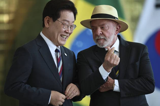 South Korean President Lee Jae Myung visits Brazil BRASILIA, BRAZIL - JUL 27: Brazilian President Luiz Inacio Lula da Silva meets with South Korean President Lee Jae Myung at the Alvorada Palace in Brasilia, Brazil, July 27, 2026. Mateus Bonomi Anadolu Brasilia Brazil. Editorial use only. Please get in touch for any other usage.  Copyright: x2026xAnadoluxMateusxBonomix