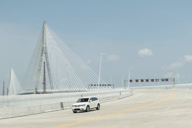 July 27, 2026, Windsor, On, CANADA: A vehicle crosses the Gordie Howe International Bridge in Windsor, Ont., on the first day open to vehicles, Monday, July 27, 2026. Windsor CANADA  - ZUMAc35_ 20260727_zaf_c35_087 Copyright: xDaxxMelmerx