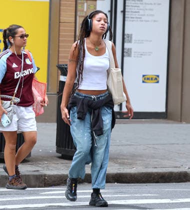 Willow Smith out in New York Will Smith s daughter singer actress Willow Smith is walking on the street in Soho, New York on July 27, 2026. Photo by Dylan Travis ABACAPRESS.COM New York NY  Copyright: xDylanxTravis ABACAx