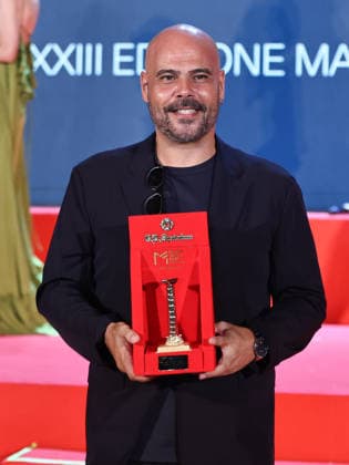 IPA87054142 - Soverato (CZ), 23rd edition of the Magna Graecia Film Festival - Third night. Pictured: Marco D Amore receives the Colonna d Oro Award  Copyright: xMarcoxProvvisionatox xMarcoxProvvisionatox 87054142