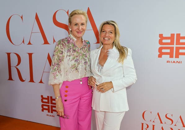 CASA RIANI 2026 - Claudia Anders mit Pharmamanagerin Marion Bock ( IBSA Pharma Geschäftsführerin ) Düsseldorf Lido Medienhafen NRW Deutschland *** CASA RIANI 2026 Claudia Anders with Pharmaceutical Manager Marion Bock, IBSA Pharma Managing Director, Düsseldorf Lido Medienhafen, North Rhine-Westphalia, Germany
