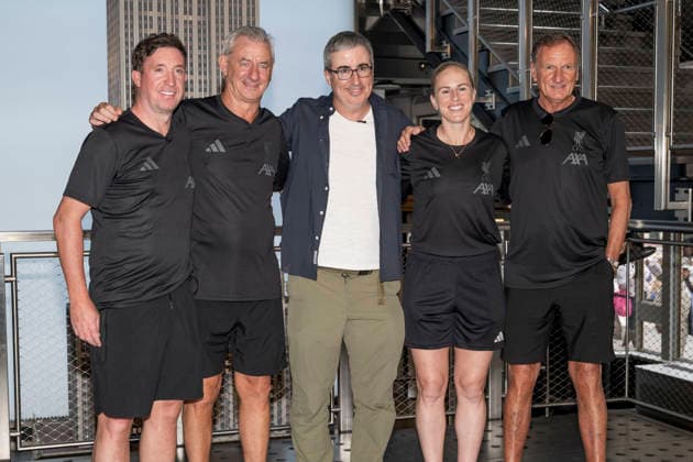 July 27, 2026, New York, New York, USA: ROBBIE FOWLER, IAN RUSH, JOHN OLIVER, NATASHA DOWIE and PHIL THOMPSON visit the Empire State Building in New York to celebrate Liverpool FC. 28 July 2026 New York USA  - ZUMAa265 20260727_zep_a265_005 Copyright: xEricxAcquayex