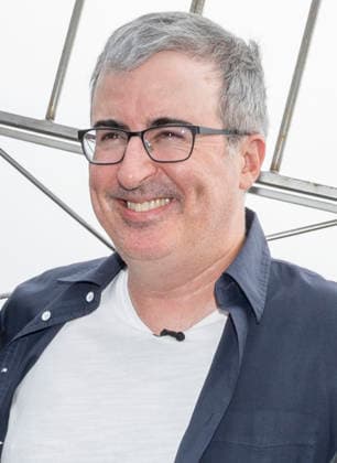 July 27, 2026, New York, New York, USA: JOHN OLIVER visits the Empire State Building in New York to celebrate Liverpool FC. 28 July 2026 New York USA  - ZUMAa265 20260727_zep_a265_012 Copyright: xEricxAcquayex