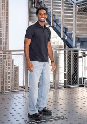 July 27, 2026, New York, New York, USA: NATHANIEL LOGAN MCINTYRE visits the Empire State Building in New York to celebrate the eighth and final season of All American on the CW. 28 July 2026 New York USA  - ZUMAa265 20260727_zep_a265_036 Copyright: xEricxAcquayex