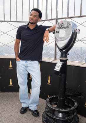 July 27, 2026, New York, New York, USA: NATHANIEL LOGAN MCINTYRE visits the Empire State Building in New York to celebrate the eighth and final season of All American on the CW. 28 July 2026 New York USA  - ZUMAa265 20260727_zep_a265_061 Copyright: xEricxAcquayex