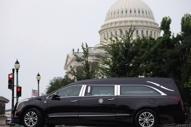 July 28, 2026, Washington, District Of Columbia, USA: The flag-draped casket of U.S. Senator Lindsey Graham (R-SC) arrives in a hearse at the U.S. Capitol ahead of a memorial service in Washington, D.C. on July 28, 2026. Washington USA  - ZUMAd227 20260728_znp_d227_006 Copyright: xBryanxDozierx