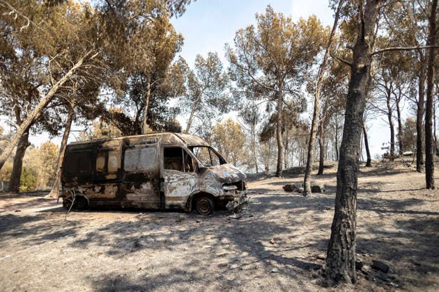 The Vall d’Uixó fire is contained, but smoke remains a concern. Areas scorched by the Vall d’Uixó fire, as of July 28, 2026, in Castellón, Valencian Community, Spain. The fire that broke out in Vall d’Uixó, Castellón, is not spreading significantly in terms of the number of hectares burned or its perimeter, but the smoke and the possibility that a temperature inversion could cause the fire to reignite are causing concern. Therefore, the absence of flames gives a false sense of security, and we must not let our guard down. JULY 28, 2026 Ángel Sá Castellón, Valencian Community, Castellón, Valencian Community, Spain  Copyright: xÃngelxSanchezx 7691343