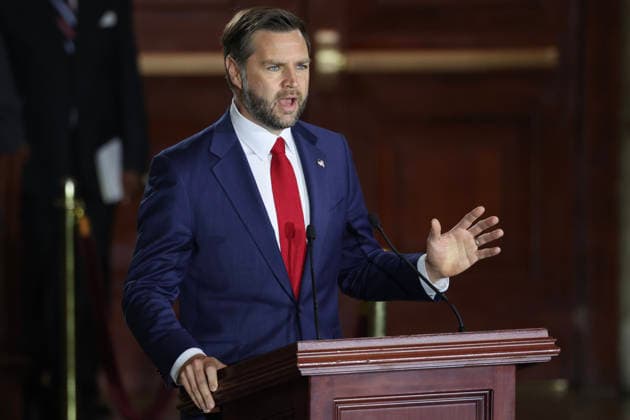 July 28, 2026, Washington, District Of Columbia, USA: WASHINGTON, DC - JULY 28: U.S. Vice President JD Vance speaks during a memorial tribute for the late U.S. Sen. Lindsey Graham (R-SC) in the Rotunda of the U.S. Capitol on July 28, 2026 in Washington, DC. Graham, who was elected to the Senate in 2002, died suddenly on July 11th from an aortic dissection. He was 71 years old Washington USA  - ZUMAs152 20260728_faa_s152_114 Copyright: xWinxMcNameex-xPoolxviaxCNPx