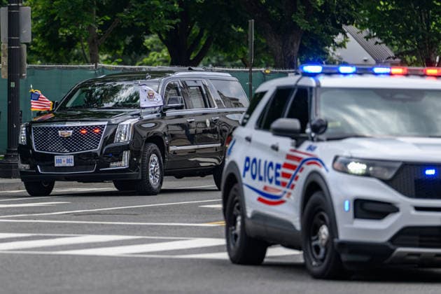 July 28, 2026, Washington, District Of Columbia, United States: Vice President JD VANCE s motorcade departs the White House en route to the funeral of Senator Lindsey Graham at the Washington National Cathedral. Washington United States - ZUMAk206 20260728_znp_k206_012 Copyright: xMattxKaminskyx