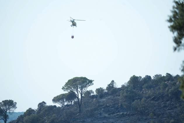 Helicopters help fight fires in San Martin de Valdeiglesias, west of Madrid, Spain, Tuesday, July 28, 2026 Cordon Press 