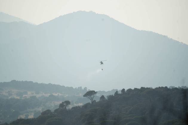 Helicopters, airplanes and firefighters help fight the fires in San Martin de Valdeiglesias, west of Madrid, Spain, Tuesday, July 28, 2026 Cordon Press 