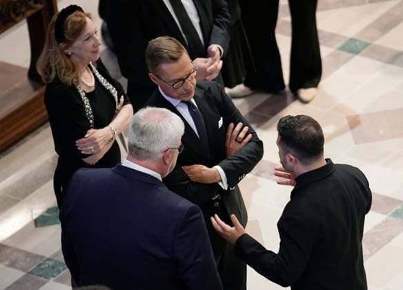 US Ukraine Senator Graham Funeral 9213297 28.07.2026 Ukrainian President Volodymyr Zelensky attends the funeral service for US Senator from South Carolina Lindsey Graham (listed as a terrorist and extremist in Russia) at the Washington National Cathedral in Washington, DC, the United States. Finnish President Alexander Stubb, is in the centre. Stringer Sputnik Washington USA  Copyright: xStringerx