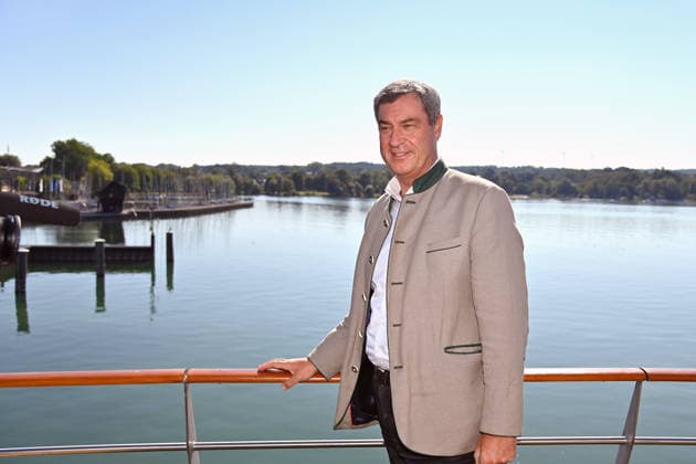 Markus SOEDER (Ministerpraesident Bayern und CSU Vorsitzender) an Deck,lehnt an der Reling, Einzelbild,angeschnittenes Einzelmotiv, Halbfigur,halbe Figur. Das Bayerische Kabinett tagt am 28.07.2026 auf der MS Starnberg auf dem Starnberger See. *** Markus SOEDER, Minister-President of Bavaria and CSU Chairman, on deck, leaning against the railing; single frame, cropped close-up, half-length portrait. The Bavarian Cabinet is meeting on July 28, 2026, aboard the MS Starnberg on Lake Starnberg.