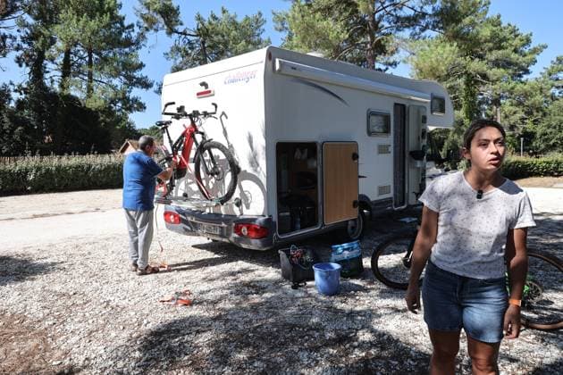 Saumos Fire: Evacuation of Campgrounds and Exodus to Lacanau PHOTOPQR SUD OUEST Photo by Fabien Cottereau Lacanau July 28, 2026 Saumos Fire: On the orders of the Gironde Prefecture, campgrounds were evacuated to Lacanau Fire in southwestern France, July 28, 2026, Lacanau, Gironde, France  Copyright: xPHOTOPQR SUDxOUEST MAXPPPxPhotoxFabienxCottereaux 20260728SDO6292 20260728SDO6292