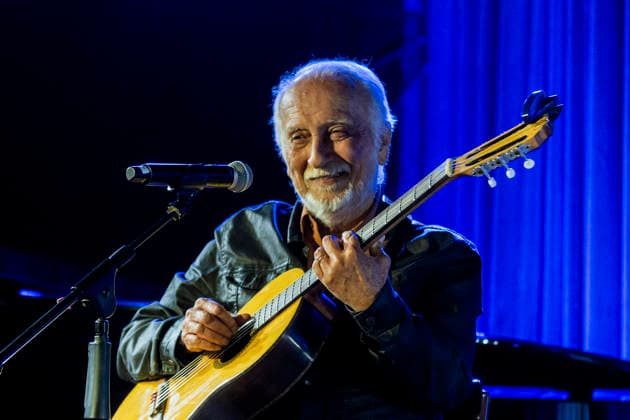 SaO PAULO, SP - 28.07.2026: SHOW DE ROBERTO MENESCAL E THEO BIAL - Roberto Menescal and Theo Bial perform together celebrating bossa nova in Sao Paulo. Roberto Menescal, one of the creators of Bossa Nova and an important figure in Brazilian music, joins forces with the young musician Theo Bial, son of the presenter and journalist Pedro Bial, with a work of original songs and compositions directly influenced by the sound of Bossa Nova. The musicians form a duo and revisit classics immortalized by Carlos Lyra, Nara Leao, Edu Lobo, Joao Bosco, among others. The performance took place at the Blue Note in Sao Paulo on the evening of Tuesday, July 28, 2026. x2990834x  VanxCampos