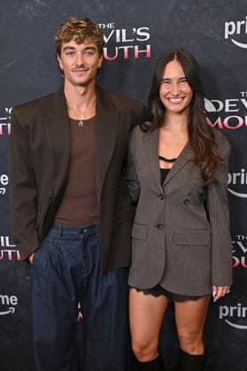 Gavin Casalegno und Cheyanne King Casalegno beim Special Screening des Amazon Prime Video-Films The Devil s Mouth im Culver Theater. Culver City, 28.07.2026 *** Gavin Casalegno and Cheyanne King Casalegno at the special screening of the Amazon Prime Video film *The Devil s Mouth* at the Culver Theater in Culver City, July 28, 2026 Foto:xD.xStarbuckx xFuturexImagex mouth_6757