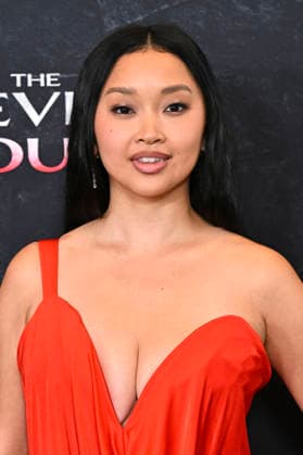 Lana Condor beim Special Screening des Amazon Prime Video-Films The Devil s Mouth im Culver Theater. Culver City, 28.07.2026 *** Lana Condor at the special screening of the Amazon Prime Video film *The Devil s Mouth* at the Culver Theater in Culver City, July 28, 2026 Foto:xD.xStarbuckx xFuturexImagex mouth_6803