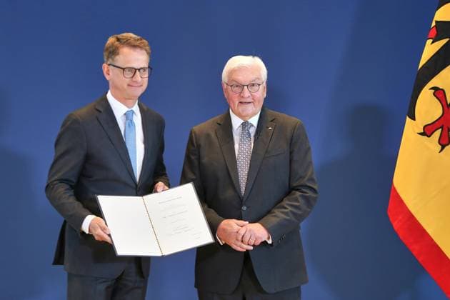 Berlin, Deutschland, 29.07.2026: Amtssitz am Spreebogen: Entlassung und Ernennung von Ministern durch den Bundespräsidenten: Carsten Linnemann und Frank-Walter Steinmeier *** Berlin, Germany, July 29, 2026; Spreebogen Official Residence: Dismissal and Appointment of Ministers by Federal President Carsten Linnemann and Frank Walter Steinmeier Copyright: xdtsxNachrichtenagenturx dts_128840