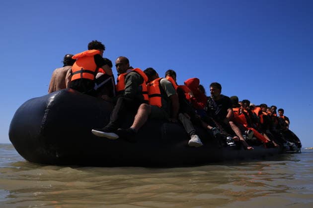 Migrants rescued from water during English Channel crossing attempt in France HARDELOT, FRANCE - JULY 29: Migrants are rescued from the water after attempting to cross the English Channel aboard an inflatable boat at Hardelot-Plage in northern France on July 29, 2026. Marcin Nowak Anadolu Hardelot France. Editorial use only. Please get in touch for any other usage.  Copyright: x2026xAnadoluxMarcinxNowakx