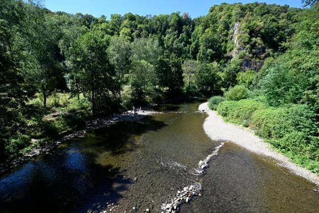 Drought alert in Wallonia (Lesse) ANSEREMME, BELGIUM - JULY 29 : Drought alert in Wallonia : low level of the river Lesse on July 29, 2026 in Anseremme, Belgium, 29 07 2026 Anseremme Belgium  Copyright: xDidierxLebrunx