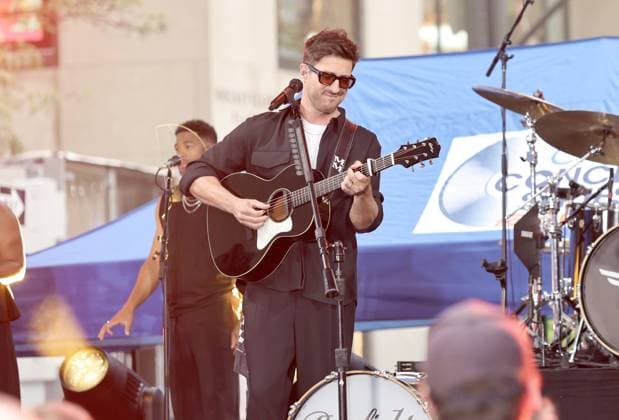 Marcus Mumford of Mumford & Sons on stage for Citi Concert Series on NBC TODAY with Mumford & Sons, Rockefeller Plaza, New York, NY, July 29, 2026. Photo By: Eli Winston Everett Collection Citi Concert Series on NBC TODAY with Mumford & Sons PUBLICATIONXNOTxINxCANxCHNxFRAxITAxJPNxNORxPOLxRUSxESPxUKxUSA