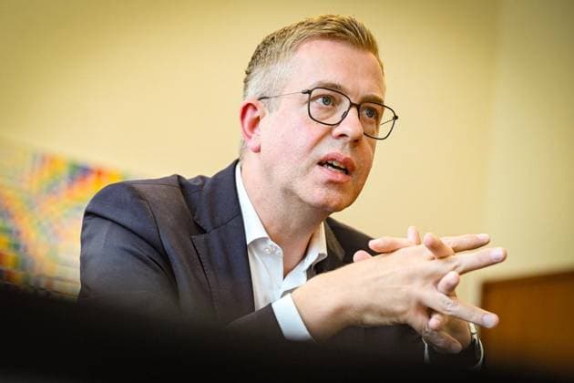 Interview Stefan Evers (CDU) ** NUR FÜR REDAKTIONELLE ZWECKE ** EDITORIAL USE ONLY **<p>Stefan Evers (CDU), Finanzsenator und Bürgermeisterkandidat , fotografiert am 29.07.2026 in Berlin. Berlin Berlin Berlin Copyright: MaurizioxGambarini *** Interview with Stefan Evers, CDU ** FOR EDITORIAL PURPOSES ONLY ** EDITORIAL USE ONLY ** p Stefan Evers, CDU, Senator for Finance and mayoral candidate, photographed on July 29, 2026, in Berlin Berlin Berlin Berlin Copyright MaurizioxGambarini Copyright: MaurizioxGambarini doc86xfubk8kznfuo4b1nat ,EDITORIAL USE ONLY