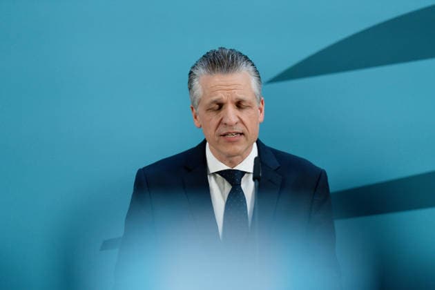 Pressestatement, Sondersitzung, CDU CSU-Bundestagsfraktion Bundestag, Jakob-Kaiser-Haus, Pressestatement, Sondersitzung, CDU CSU-Bundestagsfraktion, Fraktionsvorsitzender, Thorsten Frei Berlin Berlin GER *** Press Statement, Special Session, CDU CSU Parliamentary Group in the Bundestag, Jakob Kaiser House, Press Statement, Special Session, CDU CSU Parliamentary Group in the Bundestag, Parliamentary Group Chair, Thorsten Frei, Berlin, Berlin, GER