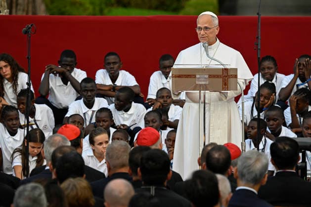 ITALY - POPE LEO XIV DURING A CONCERT IN BORGO LAUDATO SI , A 55-HECTARE EDUCATIONAL AND ENVIRONMENTAL CENTER, AT CASTEL GANDOLFO - 2026 7 29 Italy, Castel Gandolfo , Vatican, 2026 7 29 Pope Leo XIV during a concert in Borgo Laudato Si, a 55-hectare educational and environmental center, at Castel Gandolfo . Borgo Laudato Si hosted a prayer gathering promoted by the Laudato Si Centre for Higher Education and the Andrea Bocelli Foundation, bringing together an international choir of 164 children and young people from five crisis-affected regions around the world. EDITORIAL USE ONLY - NO BOOKS Copyright: xVATICANxMEDIAx