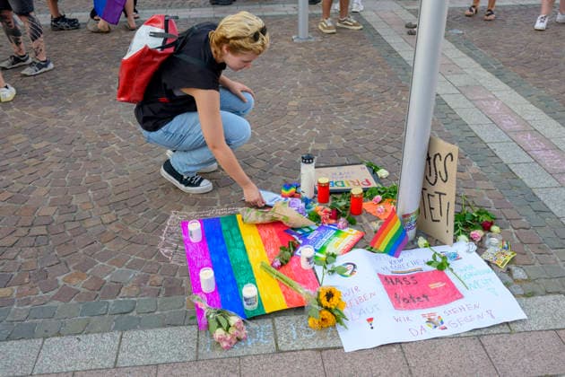 Berlin, Anschlag auf den Christopher Street Day, Mahnwache in Dortmund auf dem Friedensplatz 29.07.2026, Mahnwache slado, 29.07.2026 CSD Sophie Bellmann. Sie hat queer connect in Dortmund gegründet. Queere Gemeinschaft zu leben muss auch hier möglich sein. Dortmund Friedensplatz Dortmund NRW Deutschland *** July 29, 2026, Slado Vigil, July 29, 2026 CSD Sophie Bellmann She founded Queer Connect in Dortmund. It must be possible to live as part of the queer community here, too. Dortmund, Friedensplatz, Dortmund, North Rhine-Westphalia, Germany