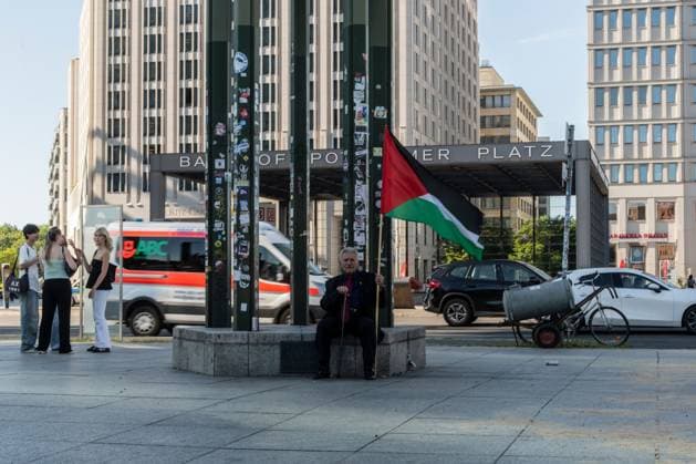 Pro-Palestinian Demonstration Held in Berlin BERLIN, Germany July 29, 2026: Pro-Palestinian demonstrators gather at Potsdamer Platz in Berlin during a rally calling for an end to the war in Gaza and expressing opposition to Germany™s policies regarding the conflict. Berlin is home to one of the largest Palestinian communities in Europe. The demonstration took place peacefully, with police present at the scene. Berlin Germany Copyright: x xAndrÃ sxTrujillox xJNAxPressx