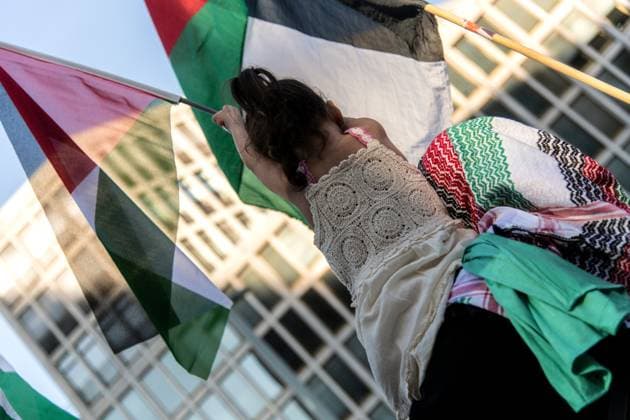 Pro-Palestinian Demonstration Held in Berlin BERLIN, Germany July 29, 2026: Pro-Palestinian demonstrators gather at Potsdamer Platz in Berlin during a rally calling for an end to the war in Gaza and expressing opposition to Germany™s policies regarding the conflict. Berlin is home to one of the largest Palestinian communities in Europe. The demonstration took place peacefully, with police present at the scene. Berlin Germany Copyright: x xAndrÃ sxTrujillox xJNAxPressx