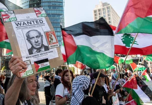 Pro-Palestinian Demonstration Held in Berlin BERLIN, Germany July 29, 2026: Pro-Palestinian demonstrators gather at Potsdamer Platz in Berlin during a rally calling for an end to the war in Gaza and expressing opposition to Germany™s policies regarding the conflict. Berlin is home to one of the largest Palestinian communities in Europe. The demonstration took place peacefully, with police present at the scene. Berlin Germany Copyright: x xAndrÃ sxTrujillox xJNAxPressx