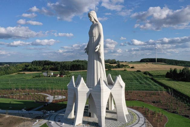 The largest statue of Our Lady in Europe Konotopie 28 07 2026 Construction of a 55-meter statue of the Virgin Mary in the village of Konotopie (Kuyavian-Pomeranian Voivodeship) has been completed. It will be the tallest in Europe and the second tallest in the world, after the statue of Mary in the Philippines. The official opening is scheduled for August 15th. The founder of the monument is Polish billionaire Roman Karkosik. 1117327281  1119366089