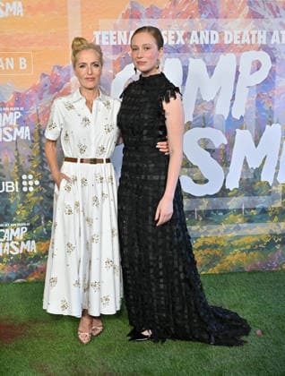 ˜Teenage Sex and Death at Camp Miasma™ Premiere Gillian Anderson and Hannah Einbinder arriving to the Teenage Sex and Death at Camp Miasma? premiere held at the Directors Guild Theatre on July 29, 2026 in Los Angeles, CA. Los Angeles Directors Guild Theatre California USA Copyright: xLisaxOConnorx xAFF-USA.comx